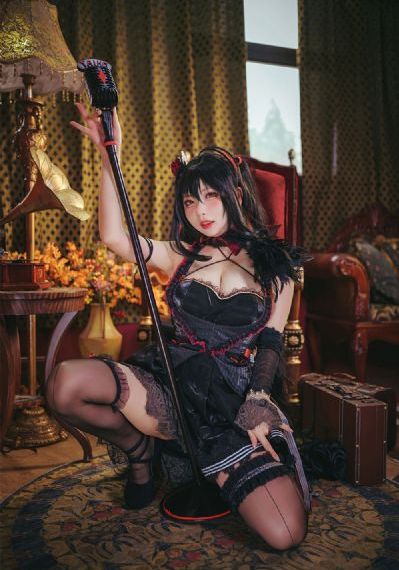 男人激烈吮乳吃奶视频