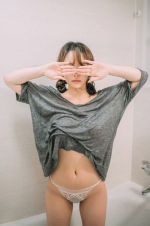 李丽珍三级无删减视频播放