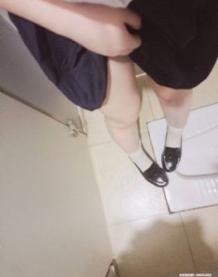 我们不是亲兄妹