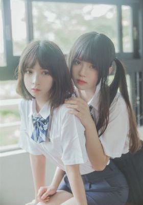 老木匠的三个女儿